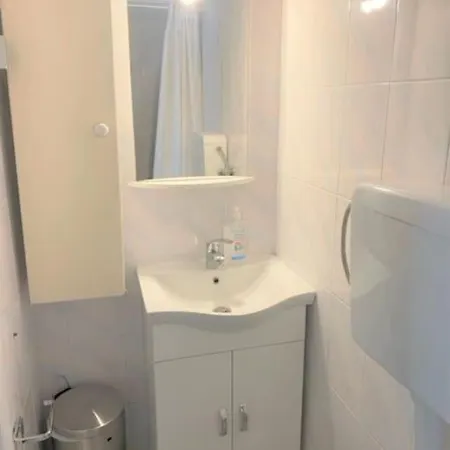 Ag.sofias Minkk, 2b/room+balcony * Салоніки