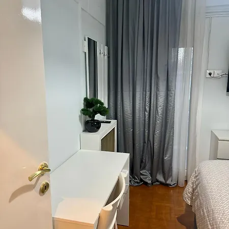 Ag.sofias Minkk, 2b/room+balcony Апартаменти Салоніки